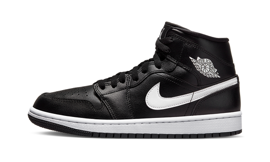 AIR JORDAN 1 MID WMNS  Black / White