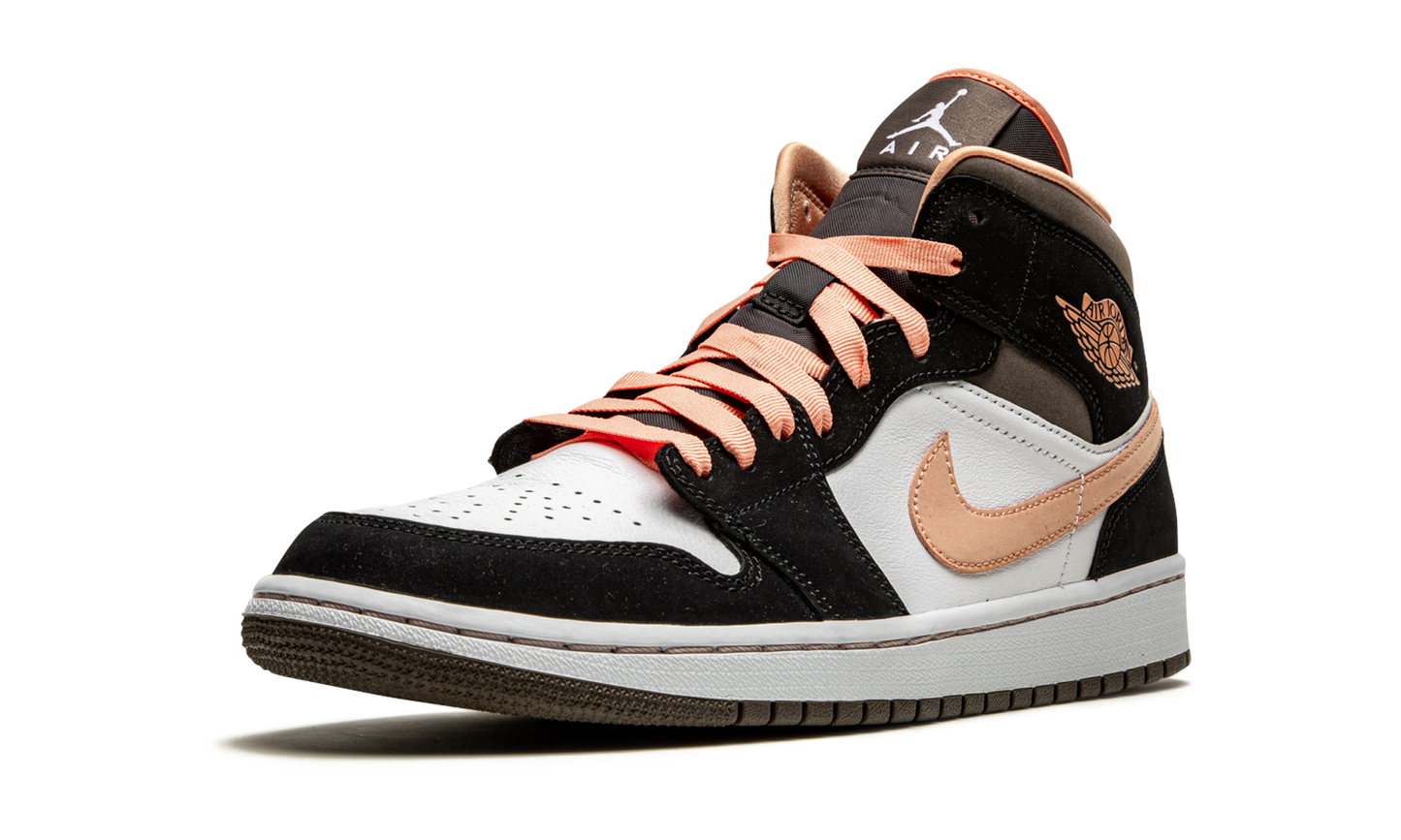 AIR JORDAN 1 MID SE WMNS  Peach Mocha