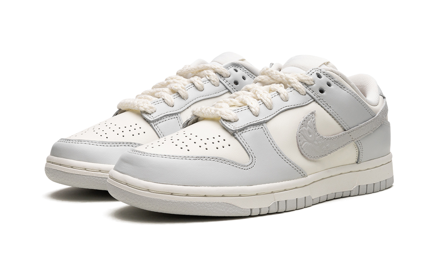 DUNK LOW WMNS  Needlework