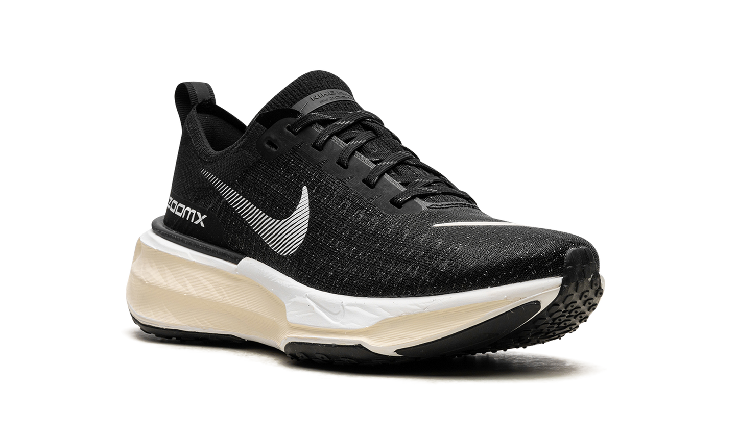 ZOOMX INVINCIBLE RUN 3 WMNS  Black White