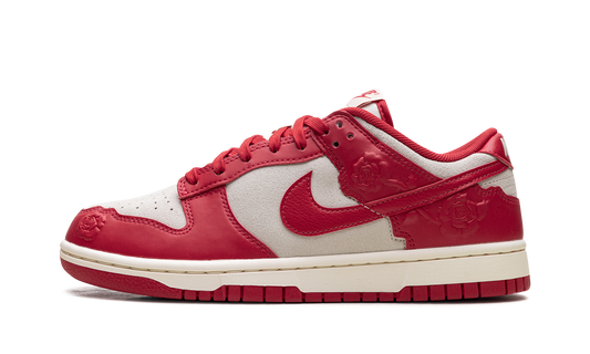 Dunk Low WMNS  Red Roses