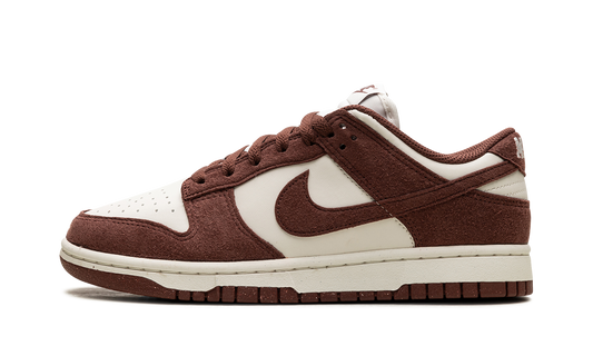 Dunk Low Next Nature WMNS  Red Sepia