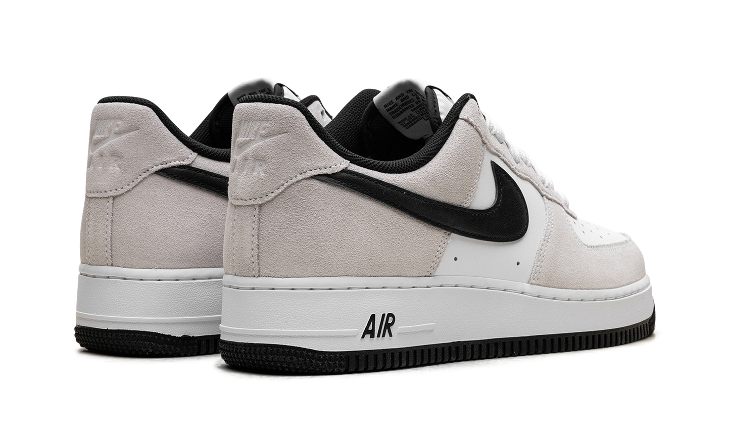 Air Force 1 Low '07 LV8  White Black