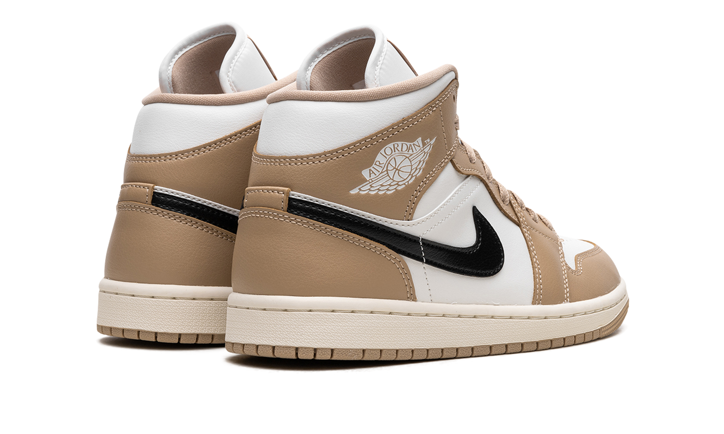 AIR JORDAN 1 MID WMNS  Desert