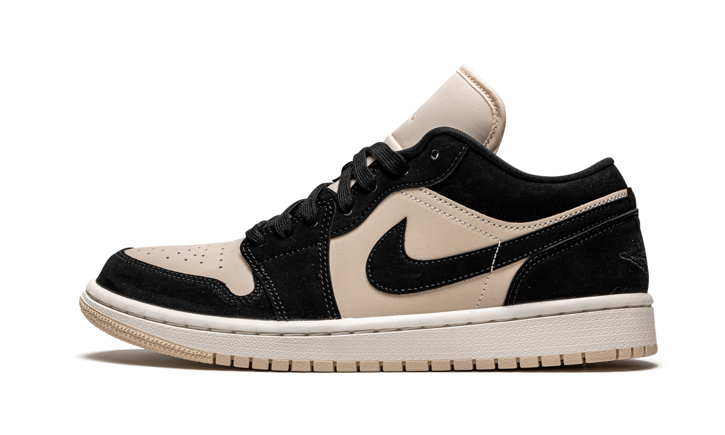 Air Jordan 1 Low WMNS  Black Guava Ice