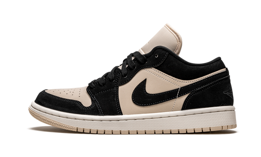 Air Jordan 1 Low WMNS  Black Guava Ice