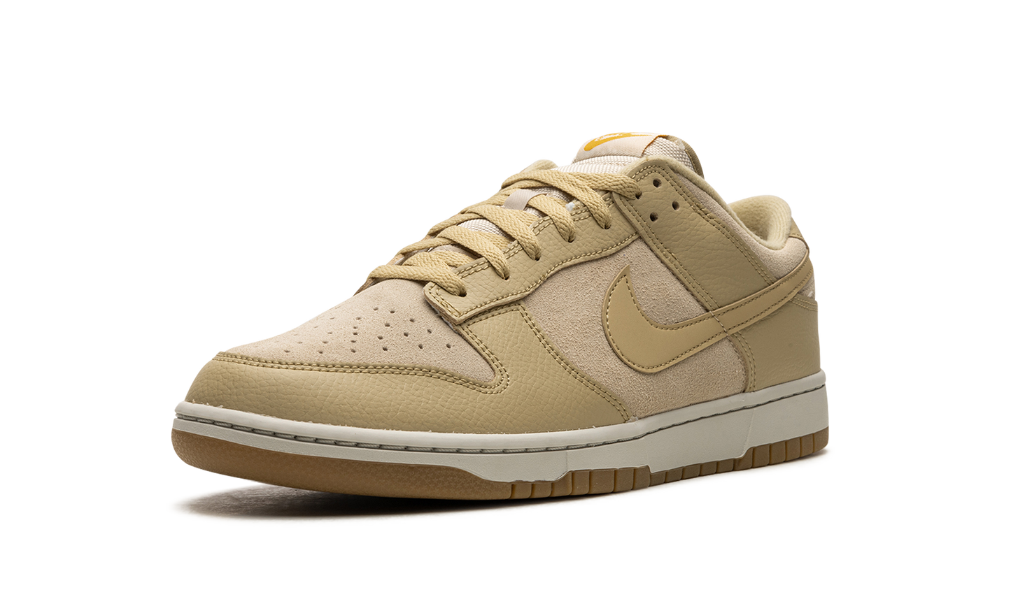 Dunk Low  Khaki / Gum