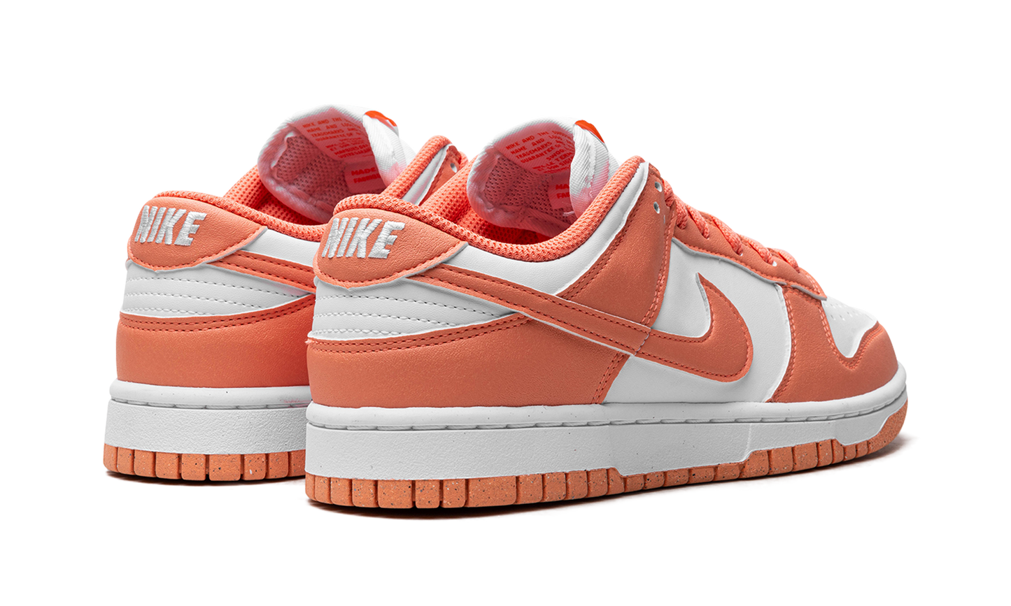 Dunk Low WMNS  Light Wild Mango