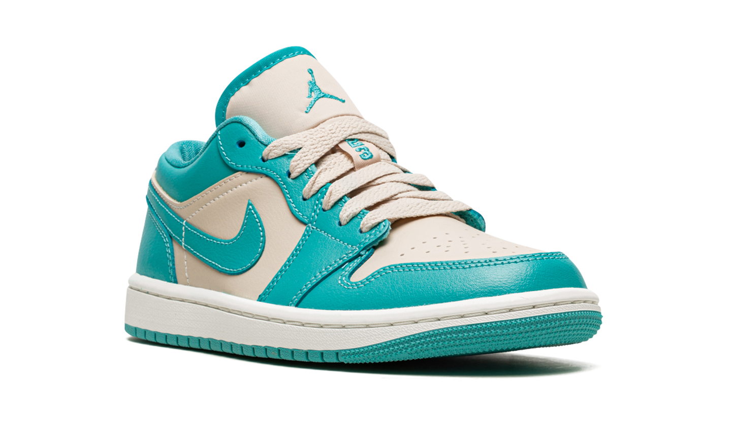 Air Jordan 1 Low WMNS  Tropical Teal