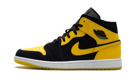 Air Jordan 1 Mid  New Love