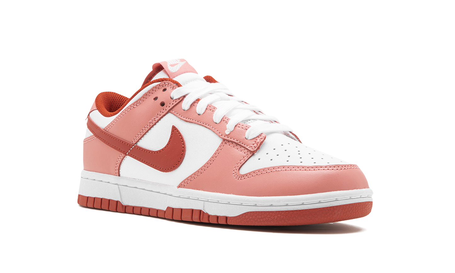 DUNK LOW WMNS  Red Stardust