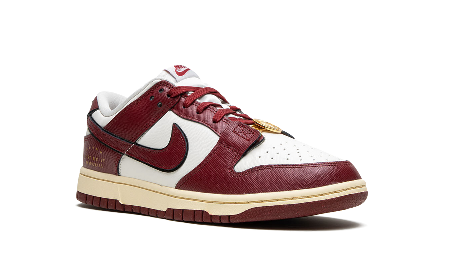 DUNK LOW WMNS  Just Do it - Team Red