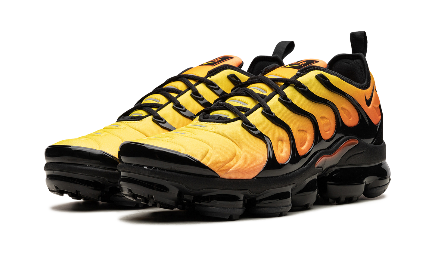 Air Vapormax Plus  Sunset