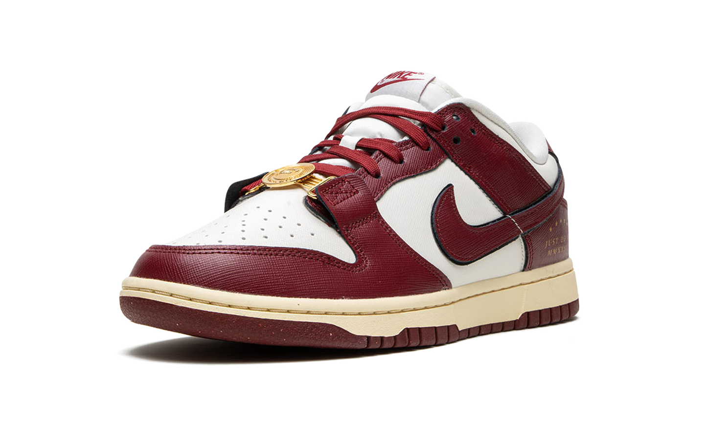 DUNK LOW WMNS  Just Do it - Team Red