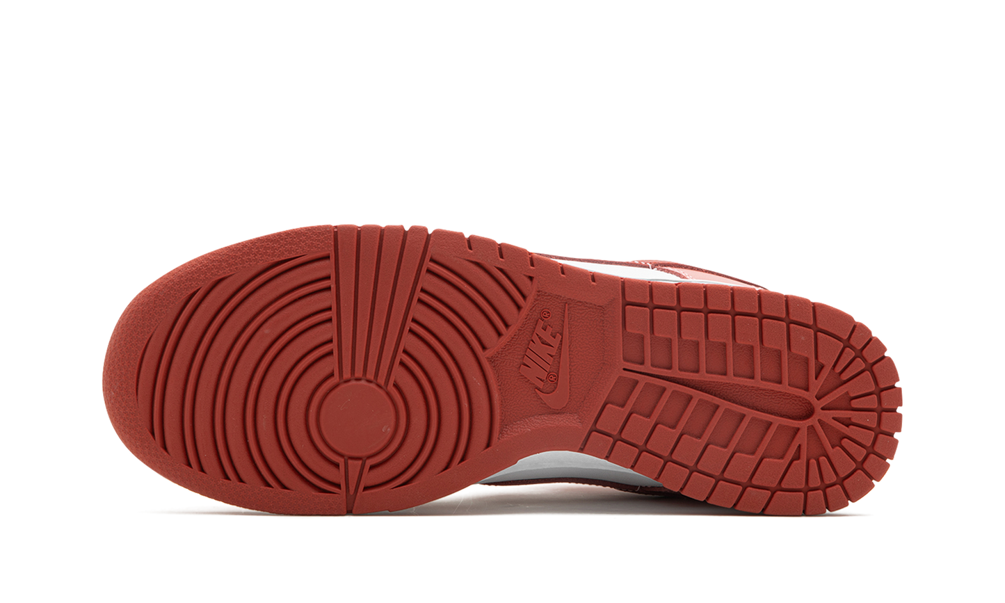 DUNK LOW WMNS  Red Stardust