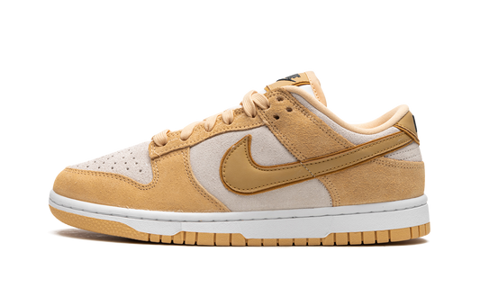 DUNK LOW WMNS  Celestial Gold Suede