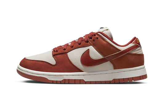 NIKE DUNK LO LX WMNS  Rugged Orange