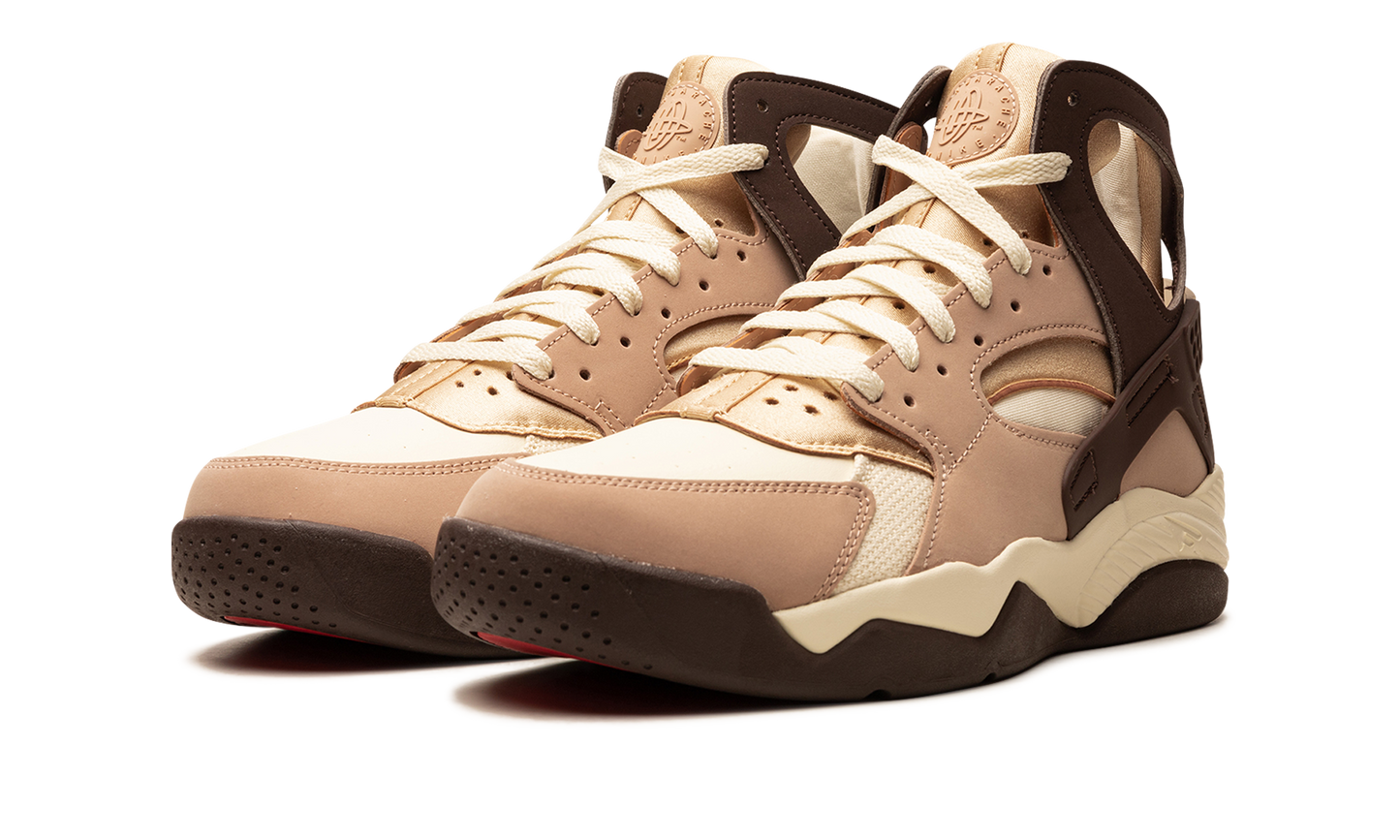 Air Flight Huarache  Baroque Brown