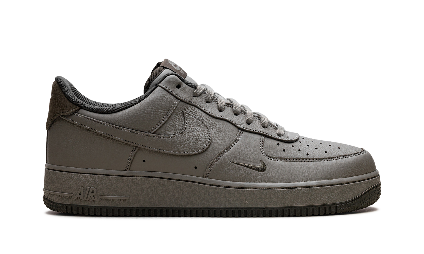 Air Force 1 Low '07 LV8  Light Army Cargo Khaki