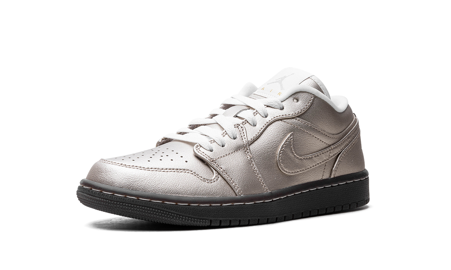 Air Jordan 1 Low SE WMNS  Metallic Zinc